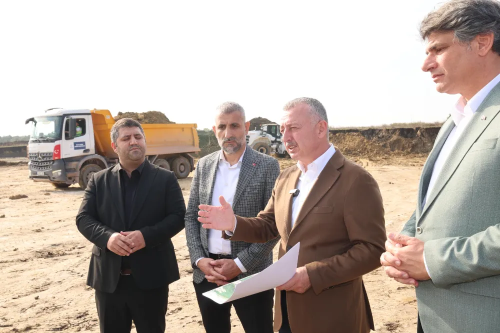 Kocaeli Büyükşehir Belediye Başkanı Tahir Büyükakın;  “SADECE FUAR MERKEZİ DEĞİL, YENİ BİR YAŞAM ALANI İNŞA EDİYORUZ”