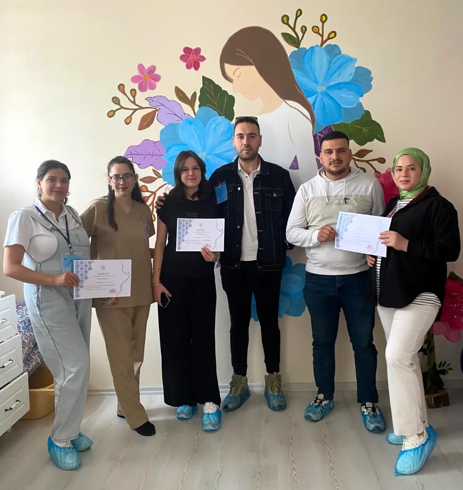 Gölcük Necati Çelik Devlet Hastanesinde   EKİM AYI 2. GRUP GEBE OKULU MEZUNİYET TÖRENİ GERÇEKLEŞTİ