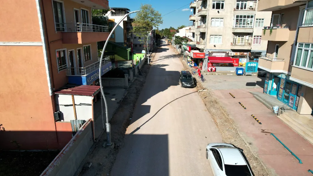 Başiskele Cumhuriyet Caddesi’nde üstyapı atağı