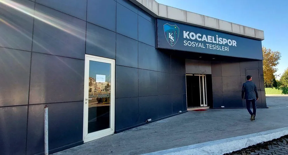 Kocaelispor kulüp binası stadyuma taşınıyor!