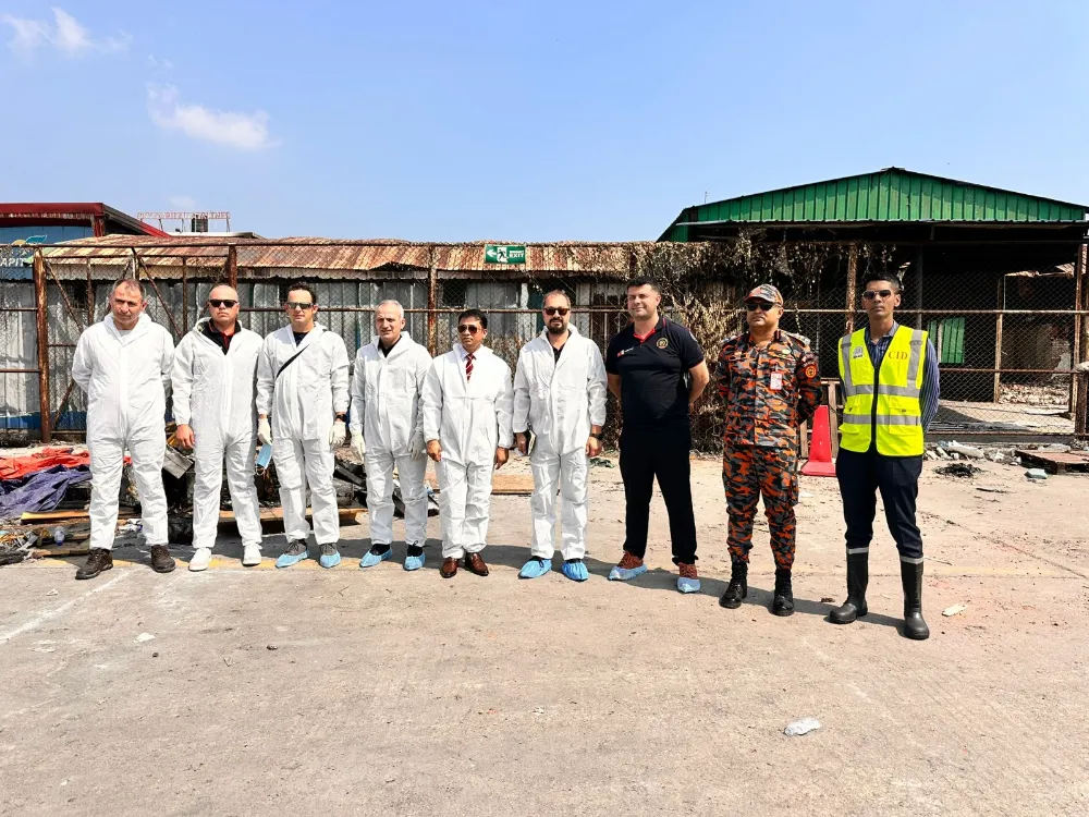 Büyükşehir İtfaiyesi’ne uluslararası alanda önemli görev;  KOCAELİ İTFAİYESİ, BANGLADEŞ’TE KRİTİK ROL ÜSTLENDİ