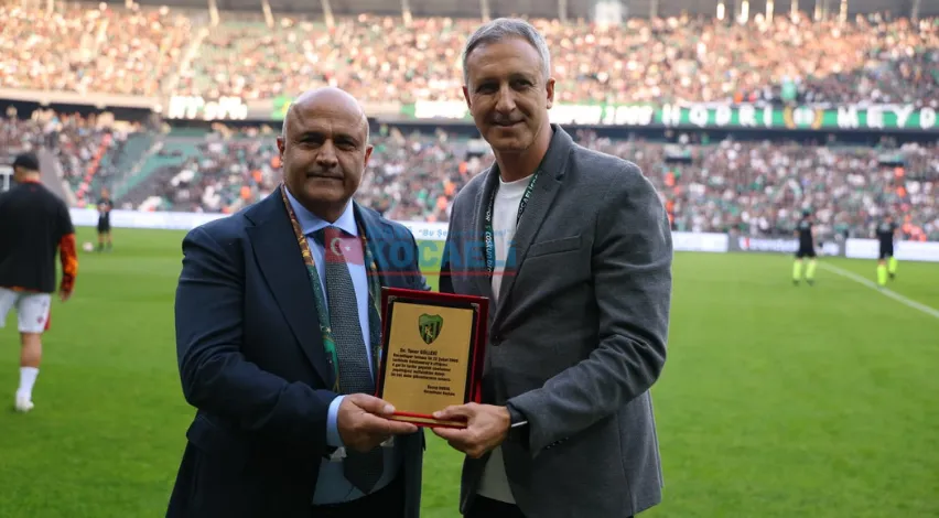 Taner Güller onurlandırıldı