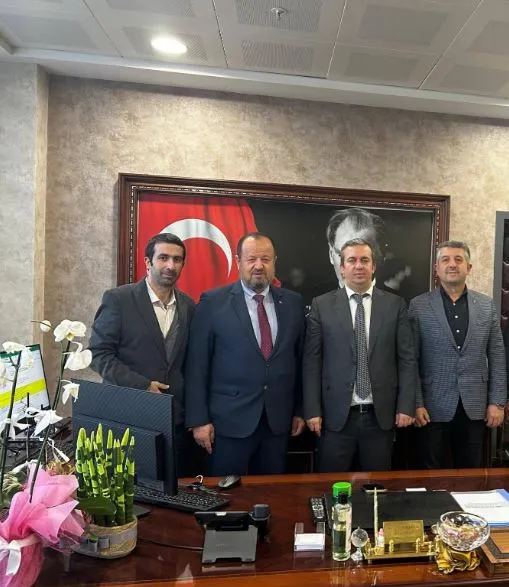 Gölcük Köyleri Yardımlaşma ve Dayanışma Derneği Yönetiminden   BAŞHEKİM AZİZ ÇARDAK’A ZİYARET 