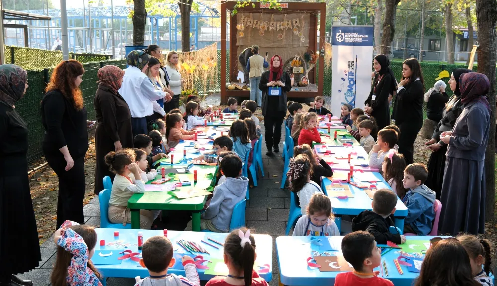 Büyükşehir, 7’den 70’e herkese deprem bilincini aşılıyor;  ÇOCUKLAR DEPREM GERÇEĞİNİ OYUNLARLA ÖĞRENDİ