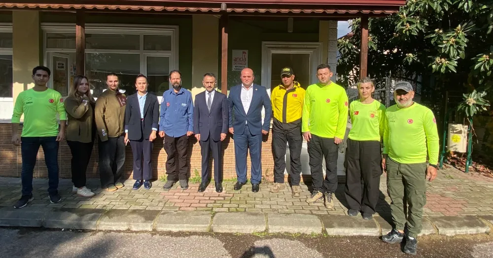 Vali Aktaş, ANDA Arama Kurtarma ve Kardeşe Vefa Derneği Kocaeli Şubesi’ni ziyaret etti