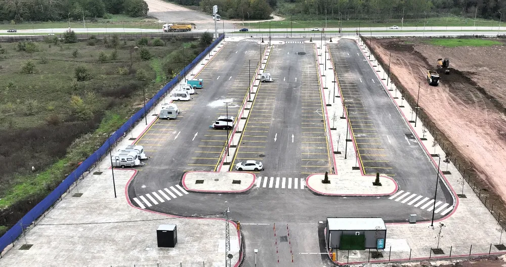 Kocaeli Büyükşehir’in “Karavan Parkı” kullanıma hazır; KAMP VE KARAVAN TUTKUNLARI KARTEPE’DE BULUŞUYOR