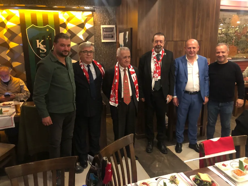 Eski Dostlar’da Cumhuriyet coşkusu