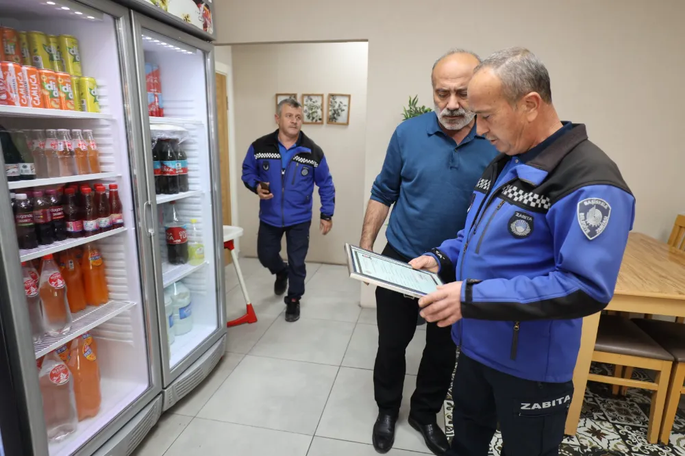 Zabıta Ekipleri Halk Sağlığının Korunması İçin Sahada