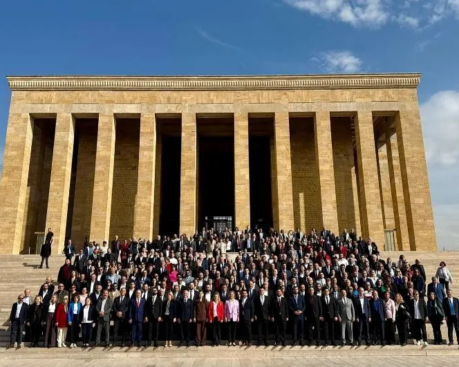 CHP Kocaeli İl Örgütü, İlk Resmi Ziyaretini Anıtkabir’e Gerçekleştirdi