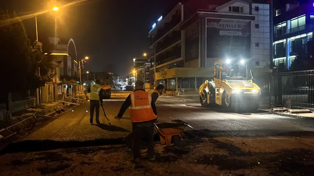 Kocaeli Büyükşehir’de hizmetin gecesi gündüzü yok;  ŞEHİR UYKUDA, BÜYÜKŞEHİR 7/24 İŞ BAŞINDA