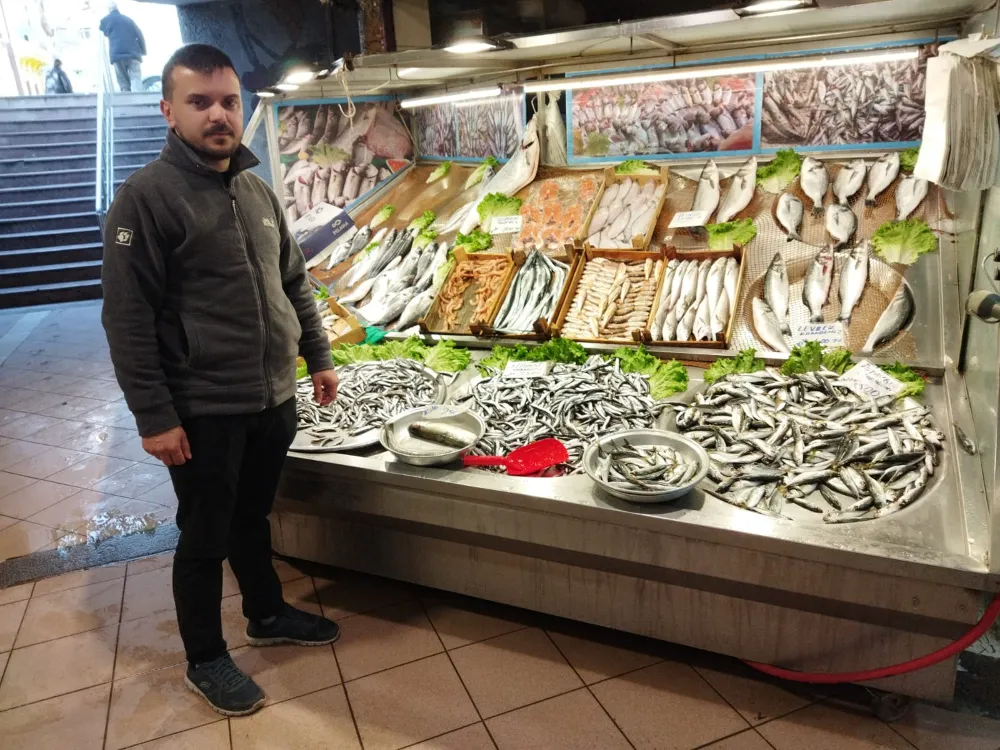 Rizeli Kardeşler Balıkçılıktan müjde  “15 NİSAN’DA BAŞLAYAN BALIK YASAĞI DEĞİL AV YASAĞIDIR”