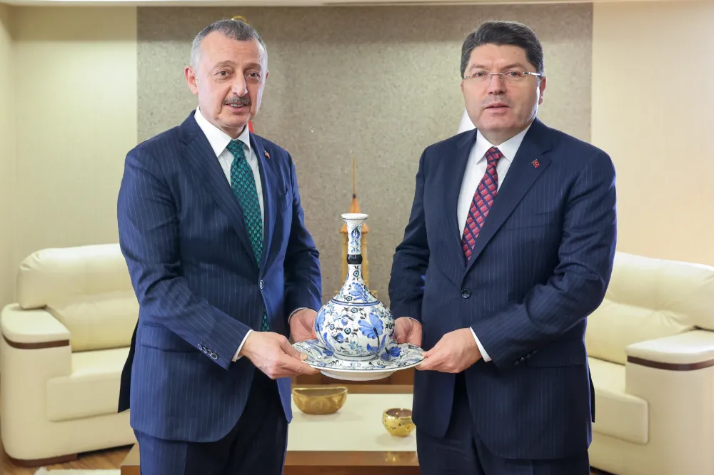 Bakan Tunç’tan Büyükakın’a ziyaret
