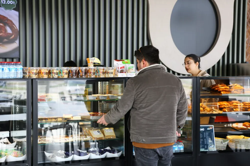 Kocaeli Büyükşehir’den İzmit’e yeni bir mekân daha;  HALKA KAFE, KOCAELİLERİN HİZMETİNDE