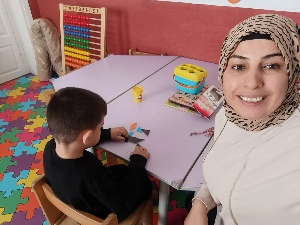 Gölcük Özel Ana Kucağı Kreş Gündüz Bakım Evinde  ÖZEL ÇOCUKLARA ÖZEL EĞİTİM HİZMETİ VERİLİYOR