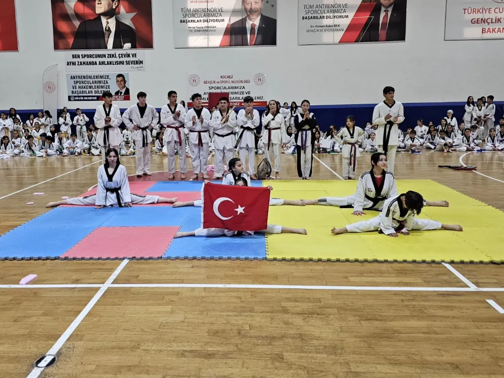 293 GÖLCÜK BELEDİYESPOR TAEKWONDO SPORCUSU KUŞAK ATLADI