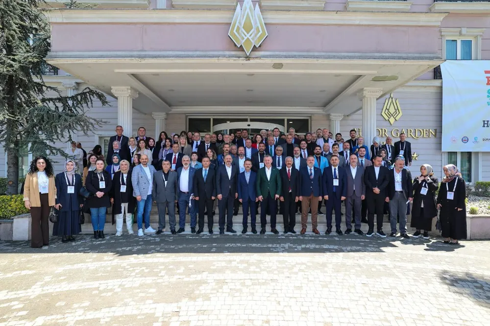 Büyükakın: Romanlar azınlık değil  bu memleketin asli unsurudur