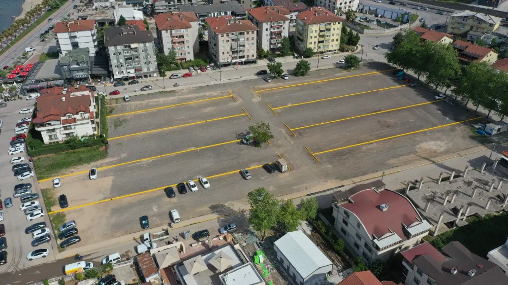 Başiskele Sahili’ne 450 Araçlık Otopark 
