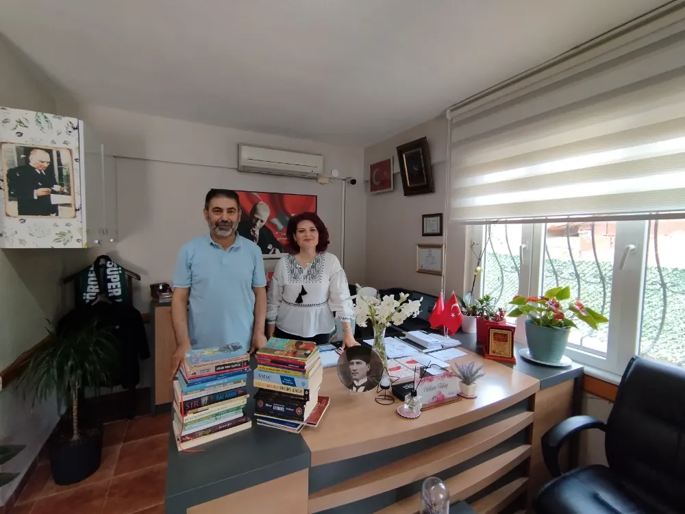MUHTARLARDAN ŞEHİT KÜTÜPHANESİNE ANLAMLI DESTEK