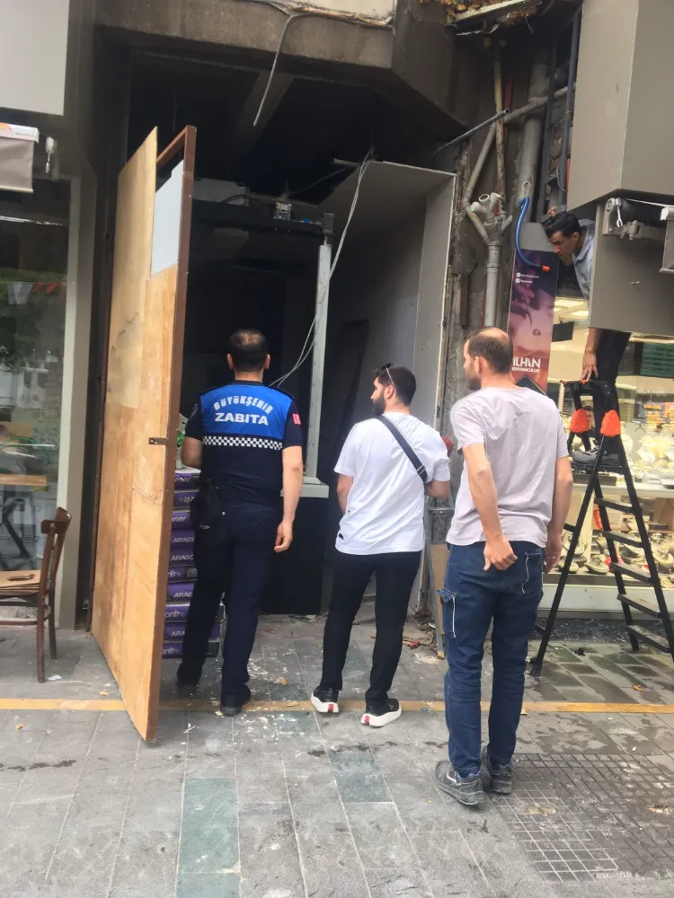 Büyükşehir Zabıtası geç kalanları yetiştirdi, gürültüyü önledi;  ZABITA EKİPLERİ YKS NÖBETİNDE