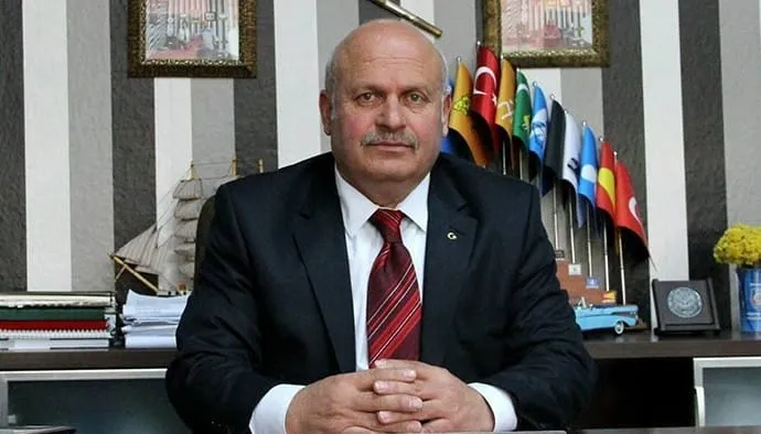 Gölcük Yelken Kulübü Başkanı Hüseyin Çakıroğlu,  “YELKEN DERSLERİMİZ 1 TEMMUZ’DA BAŞLIYOR”