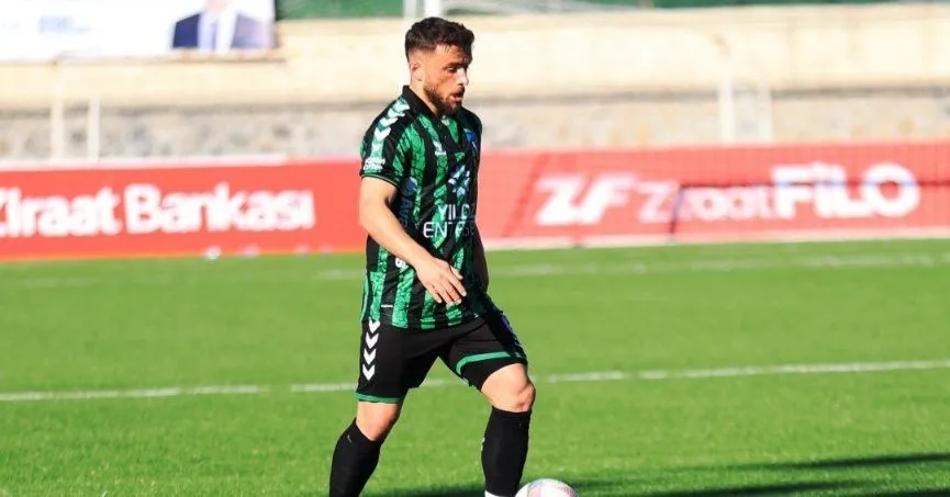 Yıldız oyuncu transfer söylentilerine son noktayı koydu  “KOCAELİSPOR’DA KALMAK İSTİYORUM”