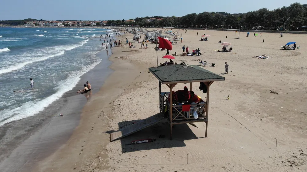   KOSKEM ekipleri, 1 haftada 110 kişiyi hayata döndürdü;  TATİLCİLERİN CAN SİMİDİ KOSKEM OLUYOR