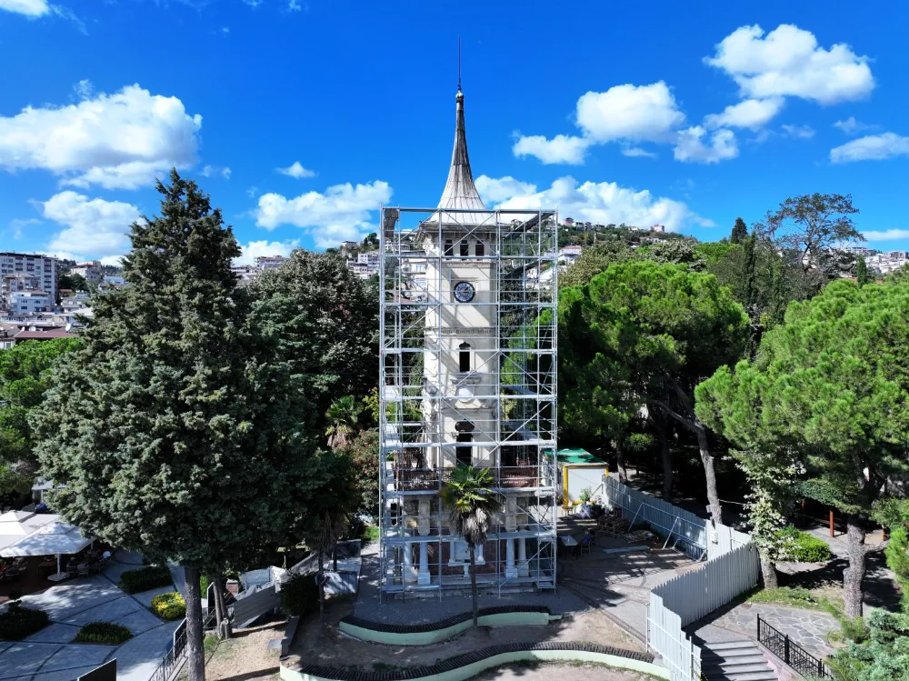 İzmit Saat Kulesi, Büyükşehir ile eski ihtişamına kavuşuyor;  KOCAELİ’DE TARİH DEĞERİNİ BULUYOR