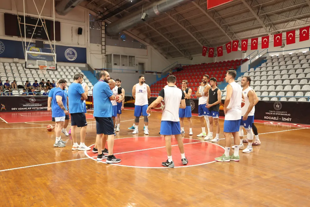 Kocaeli BŞB Kağıtspor, yeni sezona yüksek tempoda hazırlanıyor