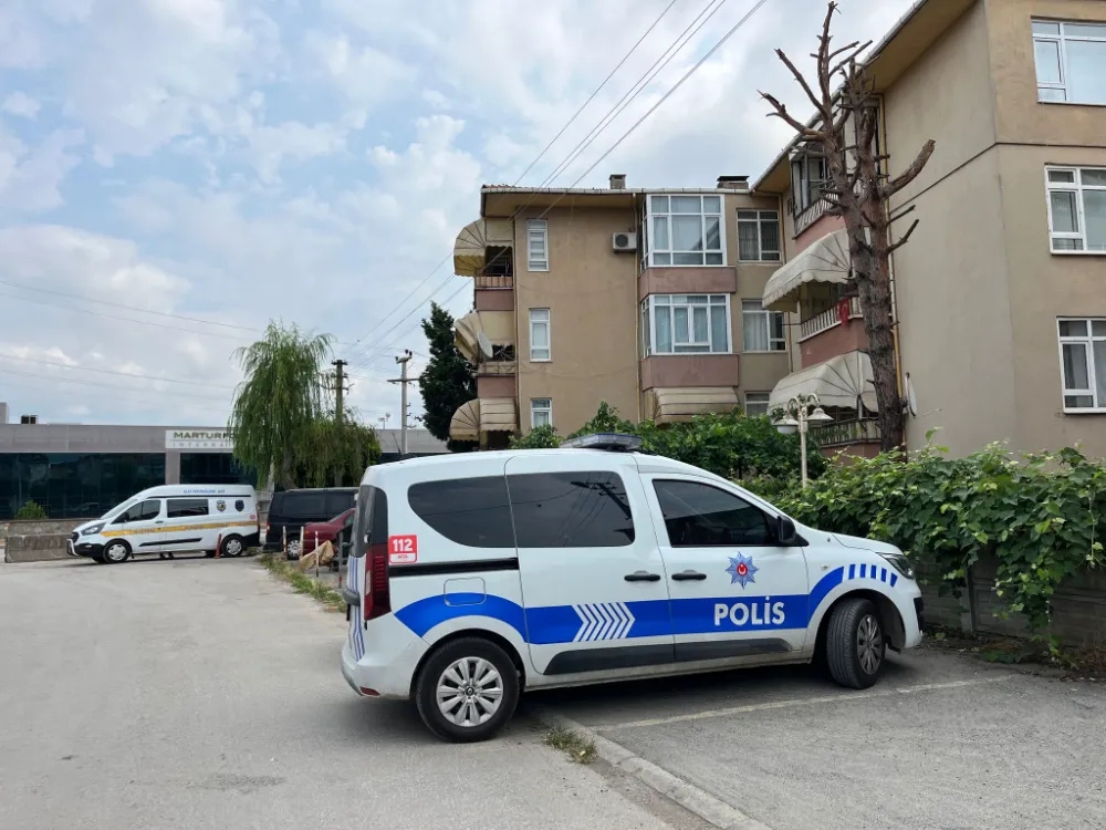 Gölcük’te Genç Adam Amcasının Evinde Ölü Bulundu