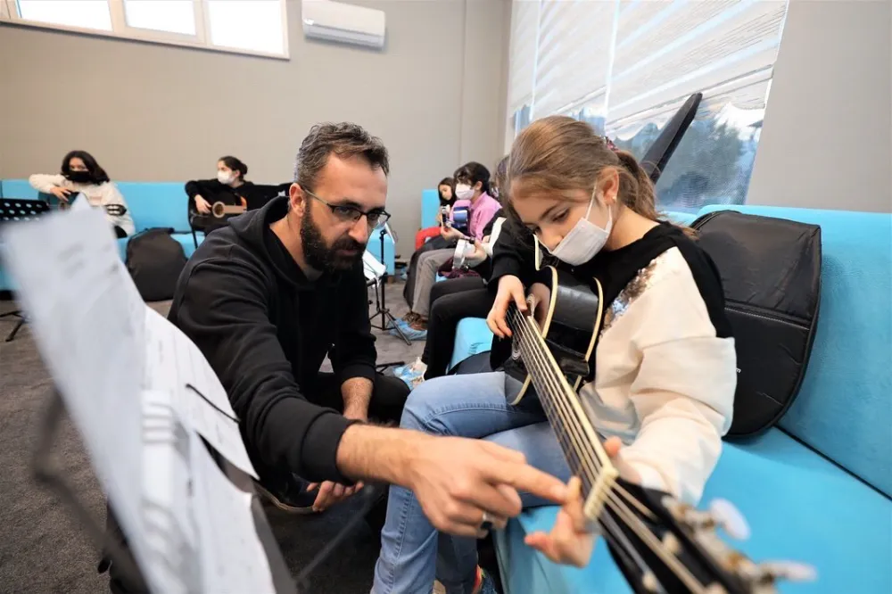 Başiskele Belediyesi Müzik Okulları’nda Yeni Dönem Başlıyor    