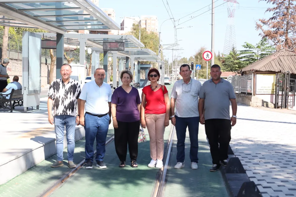 Muhtarlardan Kocaeli Büyükşehir’e tramvay teşekkürü;  “TRAMVAY HATTI BÖLGEYE NEFES ALDIRDI”