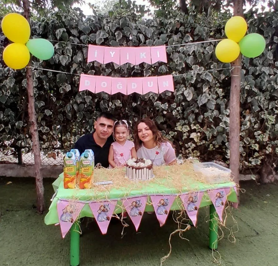 Gökçe Bolat 3 Yaşında girdi  MUTLULUK DOLU KUTLAMA