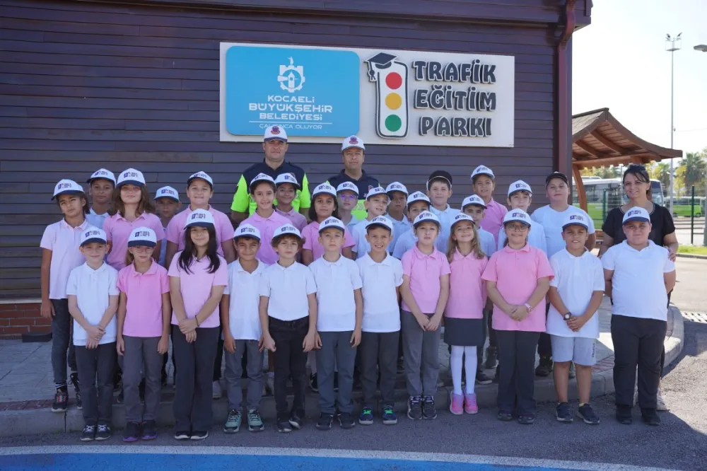 Büyükşehir’in Trafik Eğitim Parkı’nda yeni dönem başladı;  GELECEĞİN BİLİNÇLİ SÜRÜCÜ VE YAYALARI YETİŞTİRİLİYOR