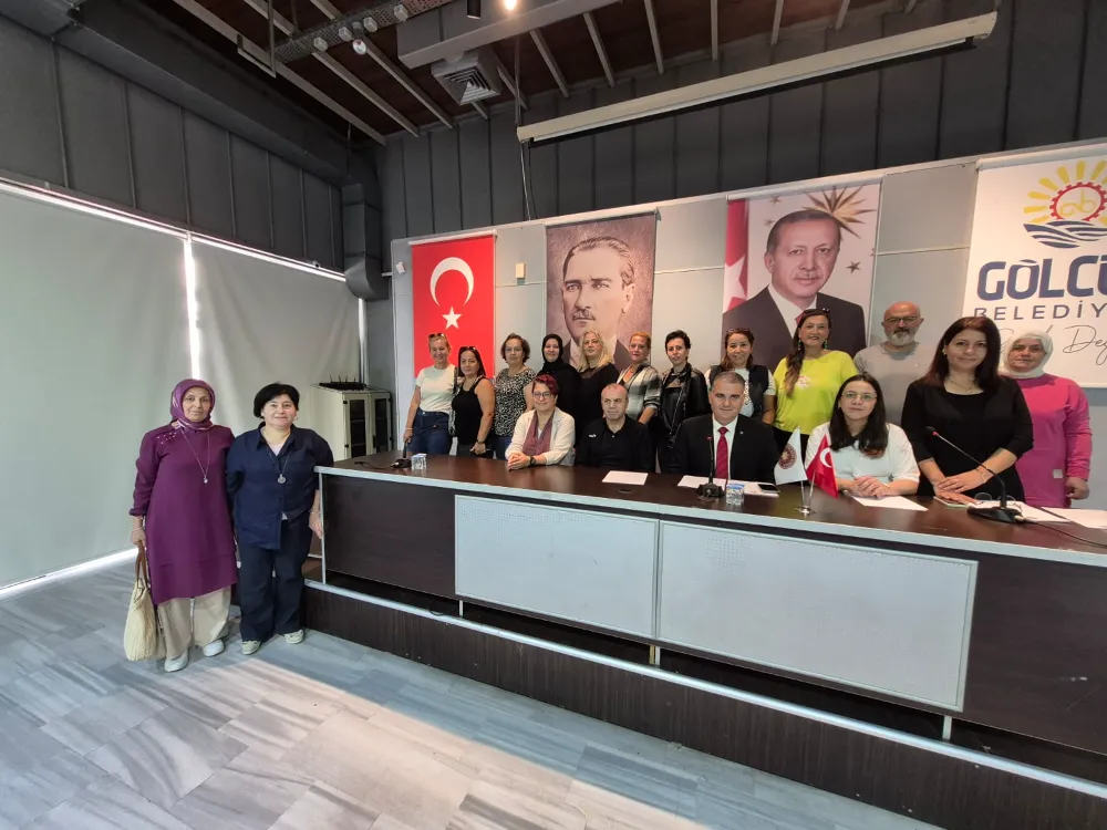 Gölcük Kent Konseyi Genel Kurulunu gerçekleştirdi   YENİ  BAŞKANLAR BELİRLENDİ