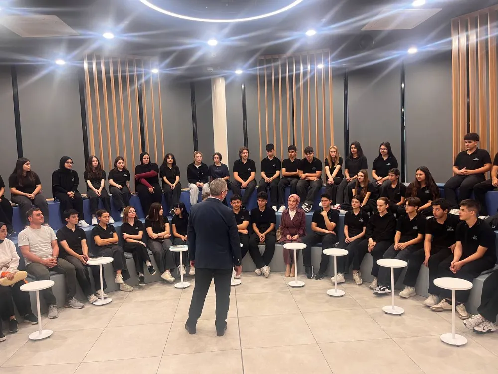 Kütüphane buluşmalarında tarihe yolculuk