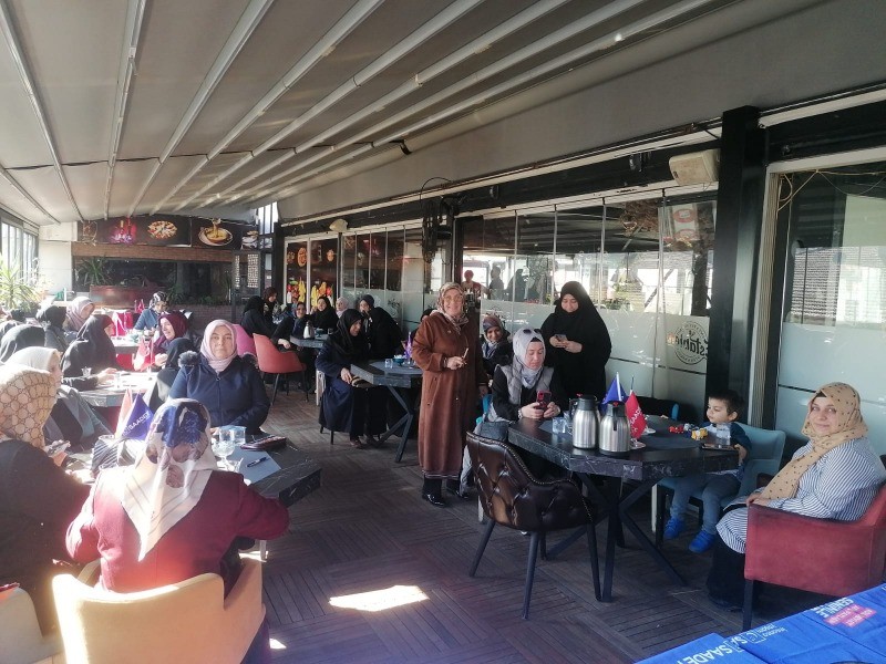 Gölcüklü İsmail Eşmeli Sokak Hayvanlarına destek bekliyor ‘HAYVANLARI SEVMEYEN İNSANLARI SEVEMEZ’