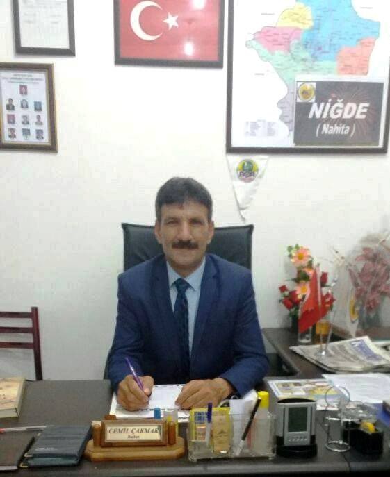 Gölcük Niğdeliler Derneği Başkanı Cemil Çakmak, ‘GAZETECİ DOSTLARIMIZIN BASIN BAYRAMINI KUTLUYORUM’