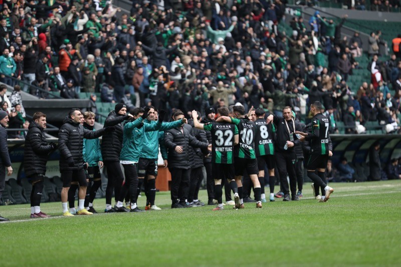 Kocaelispor Sarıyer’i 2-1 ile geçti LİDERLİĞİMİZİ PERÇİNLEDİK