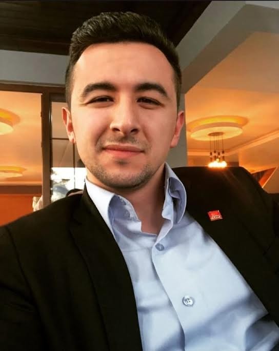 CHP İlçe Gençlik Kolları Başkanı Metehan Aydın, ‘ÜLKEMİZ İÇİN DERİN BİR ENDİŞE İÇERİSİNDEYİZ’