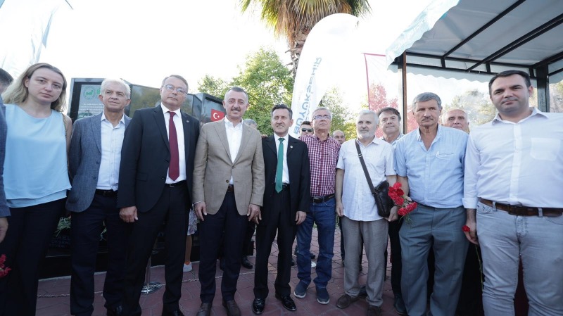 Dr. Sadık Ahmet Anıtı İzmit’te açıldı